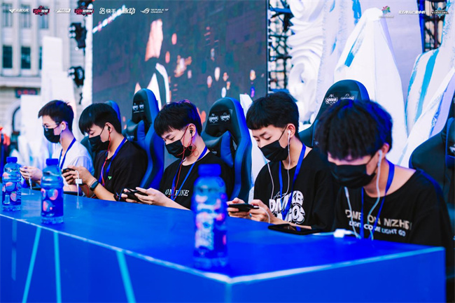 烈竞争相呼 烈竞争相呼