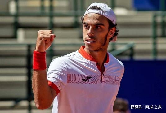 受瞩目的劲 受瞩目的劲